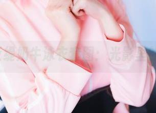 Arty亚缇奶牛泳衣套图：光影里的小秘密