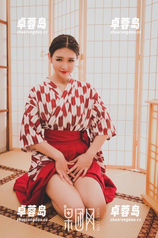 GIRLT果团网 - little贝壳喵和她的美图：和服里的随风起舞-卓蓉岛