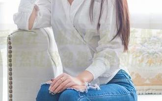 IMiss爱蜜社 - 私拍揭秘：陈赞之的灰丝图集竟然让我忽视了时间的流逝！