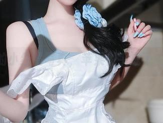 K酱的小红帽写真，苹果似乎成了主角！