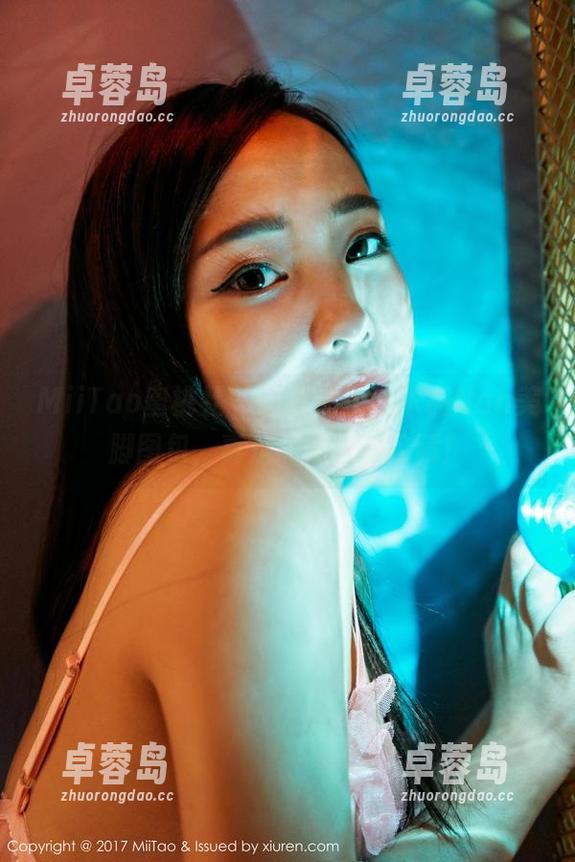 MiiTao蜜桃社 - 唔,最新的木楠Nan美脚图包,真是让人想要收藏!-卓蓉岛 MiiTao蜜桃社 - 唔,最新的木楠Nan美脚图包,真是让人想要收藏!-卓蓉岛