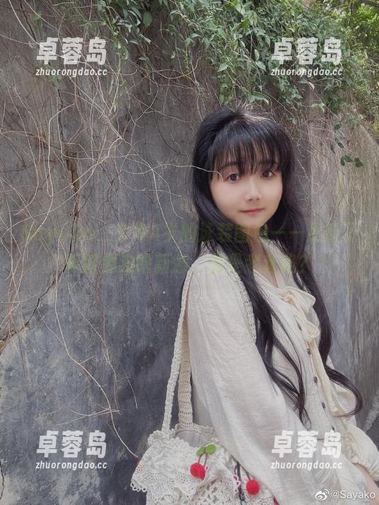 Sayako＿今年4岁的泳装图包——更新了却好像没啥新意，都是老套路？-卓蓉岛
