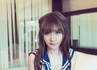 UGirls尤果网 - 全套布莱尔昆娜奶牛写真，没看过你一定要试试！