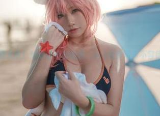免费来拿！给你最美的校服，Uki雨季写真不容错过