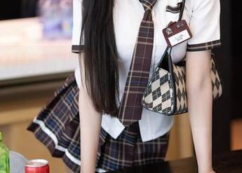 XIAOYU语画界 - Chery绯月樱学妹图集，下载时光都停滞的瞬间！