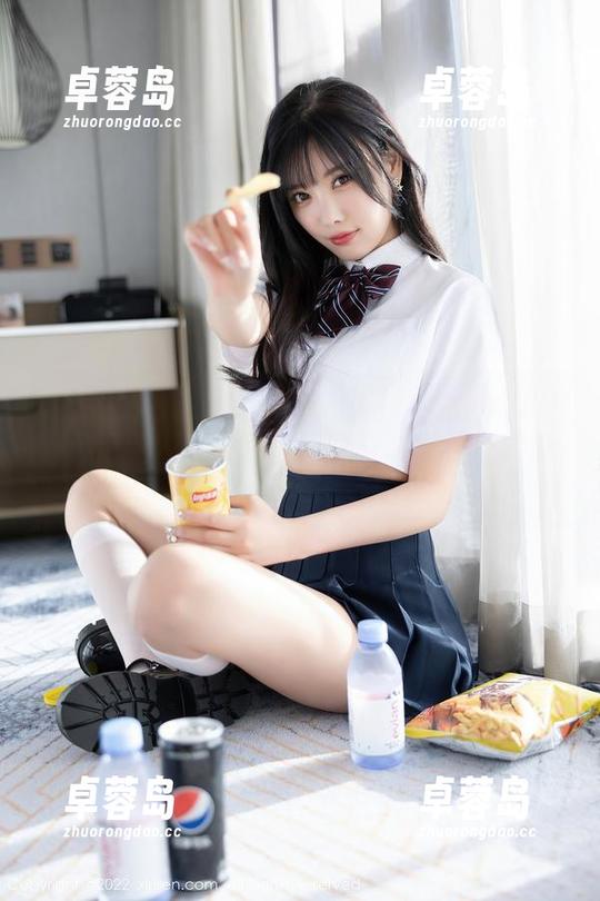 Xiuren秀人网 - 短裤穿出小茉莉jasmine的活力:一组写真套图让人忍不住想多看几眼-卓蓉岛 Xiuren秀人网 - 短裤穿出小茉莉jasmine的活力:一组写真套图让人忍不住想多看几眼-卓蓉岛
