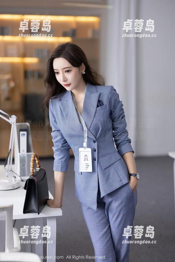 Xiuren秀人网 - 糯美子内衣吊带主题：美图来袭，资源绝对超乎你想象-卓蓉岛