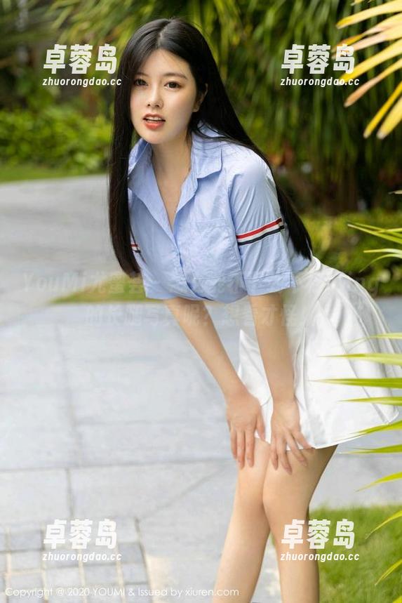 YouMi尤蜜荟 - 怎么能不下载不柠bling的长腿写真呢？想看才怪！-卓蓉岛