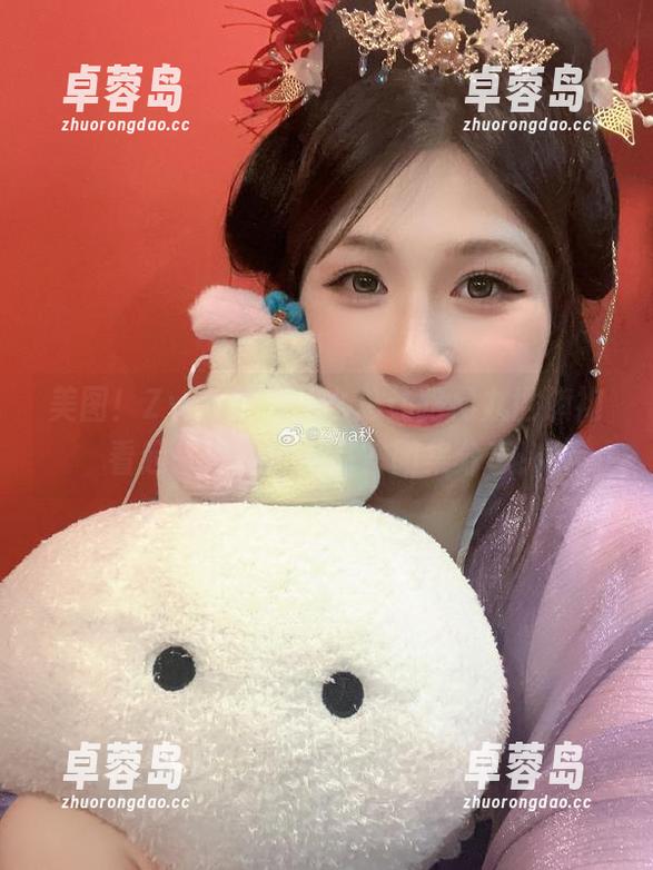 美图!Zyra秋为什么总让路易九世旗袍看起来像是艺术品?图集分享!-卓蓉岛 美图!Zyra秋为什么总让路易九世旗袍看起来像是艺术品?图集分享!-卓蓉岛