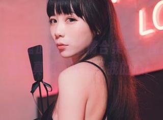 usejan蓝蓝的网袜迷情合集——图册里隐秘的真相，冻住了我的心！