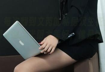 丽柜 - 每次翻到文芮的私房双生花丝柔作品，都觉得这光阴太美好，像是偷了一整场梦。
