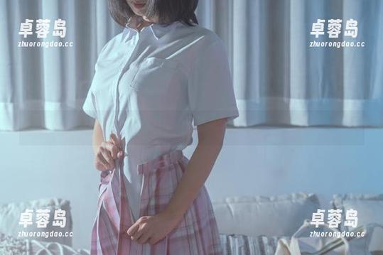 求推荐！云溪溪奶桃的美足定制写真火了！-卓蓉岛