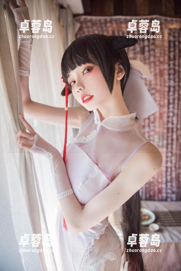 看！你的负卿化身爱宕兔女郎，cos出一片春光明媚的图片！-卓蓉岛
