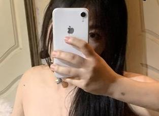 微密圈 - 可爱的肉巴的夏日私拍，让图集里的每一张都热烈如火