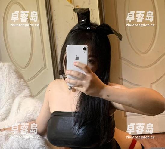 微密圈 - 可爱的肉巴的夏日私拍，让图集里的每一张都热烈如火-卓蓉岛