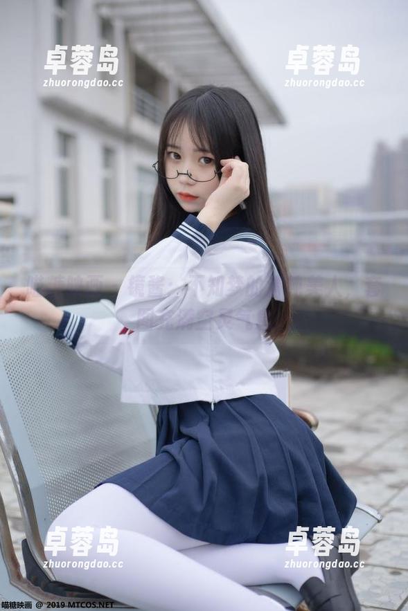 喵糖映画 - 镜酱：不知梦的清纯美人，套图充满空灵气息-卓蓉岛
