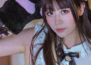 奈汐酱Nice制服原图大揭秘：为了这组图，我也是拼了！图册一秒搬运到你的小心心里。