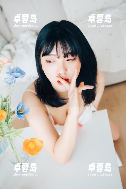 惊！宋哈娜(송하나)的LoozyNO.02点心：这组写真让美食都自愧不如！-卓蓉岛