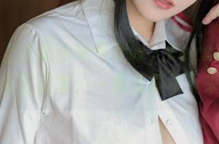 免费又上头的小仓千代w，Yuzuriha地狱乐杠套图，一看就停不下来。