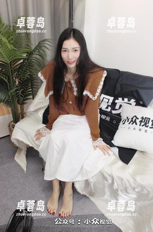 小众视觉 - 当蓉蓉遇上纯白：原图的无敌清新写真-卓蓉岛