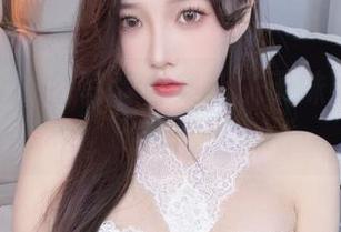 小小奶瓶儿的写真合集：关于妹妹的轻奢日常