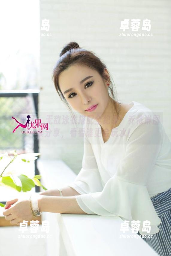 尤果网 - 无敌泳衣搭配全纪录:乔依琳图集分享,看看谁更会玩水!-卓蓉岛 尤果网 - 无敌泳衣搭配全纪录:乔依琳图集分享,看看谁更会玩水!-卓蓉岛