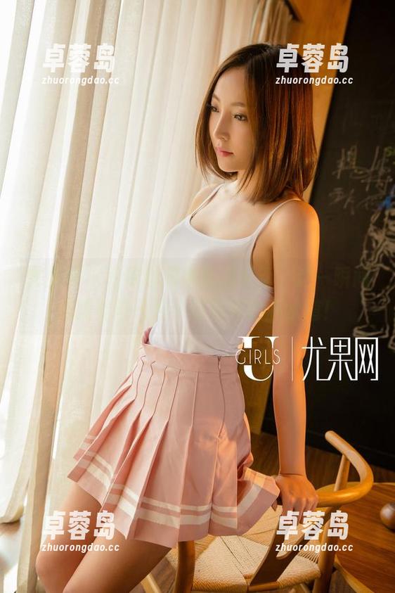 尤果网 - 乔依琳和服作品更新，这一瞬间我感觉自己是个时尚界的下水道！-卓蓉岛
