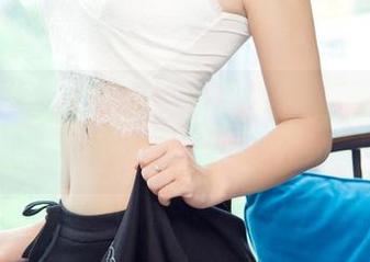 尤果网 - 精选出炉，李莉莉的套装：这些图片绝对让你惊艳！