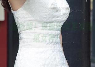 尤果网 - 别眨眼！琳丽的美足美图化身壁纸女神！
