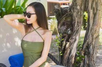 尤蜜荟 - 张思允Nice最新套图，套装已上线，气质瞬间UPUPUP！