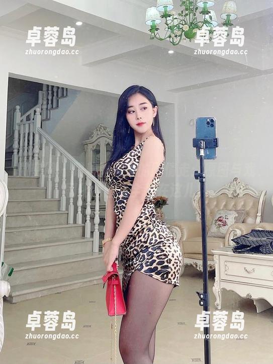 微密圈 - 跟着张老师的剧情走：原图与戏剧化的图集全都在这儿！-卓蓉岛