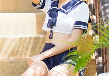 推女神 - 朱赢Molly制服美图分享：纯粹的美和不纯粹的想法！