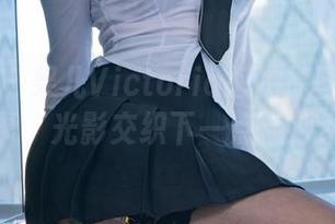 微密圈 - 果儿Victoria怼拍原图背后的故事，光影交织下一点点心动。