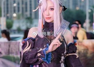 探秘桃墨公子的高清制服照，您准备好了吗？