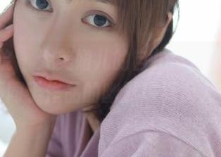 模范学院 - 大美妞儿的自拍：原图来袭，不同于作品的幽默感真磨人！