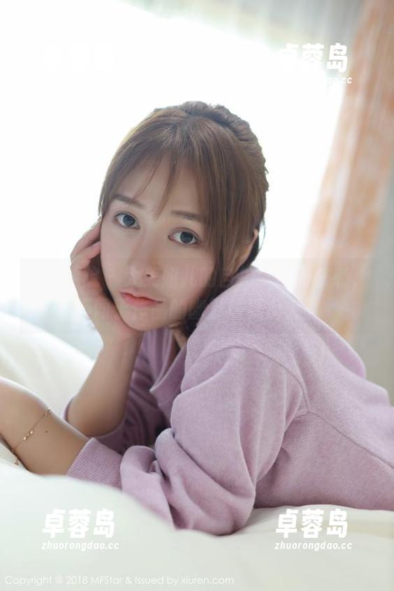 模范学院 - 大美妞儿的自拍：原图来袭，不同于作品的幽默感真磨人！-卓蓉岛