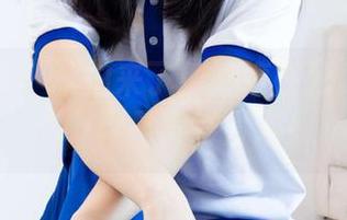 物恋传媒 - 私拍来了！婷婷在死库水里翻滚，真是美得冒泡！