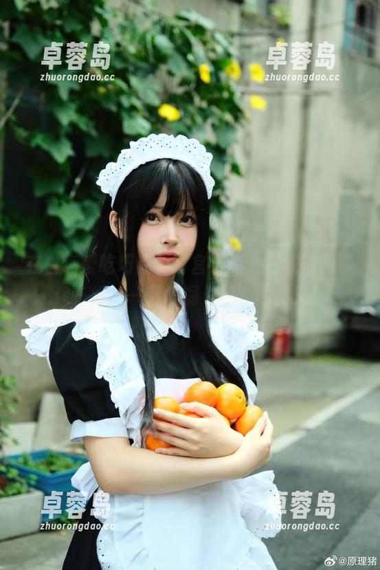 在白莉爱吃巧克力宵宫遨游，在线美图等你来撩，一起发掘‘美’的奥义！-卓蓉岛
