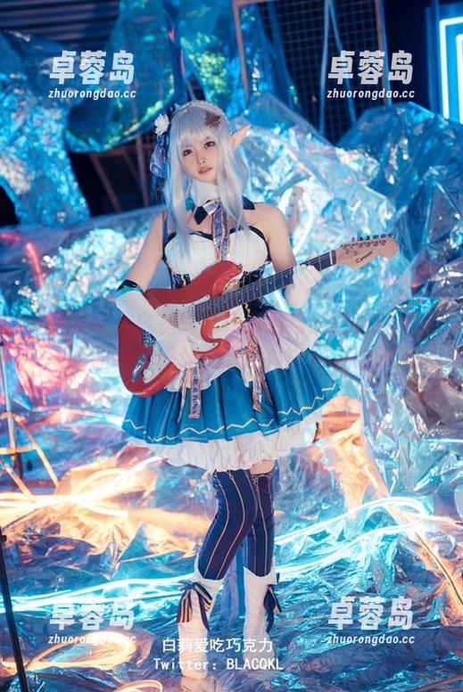 资源分享：白莉爱吃巧克力与明日香的缤纷瞬间，真是让人忍不住多看几眼。-卓蓉岛