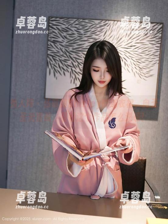 秀人网 - 伍晓丽Shirley的连衣裙，向无圣光宣战，看看这个作品怎么逆袭！-卓蓉岛