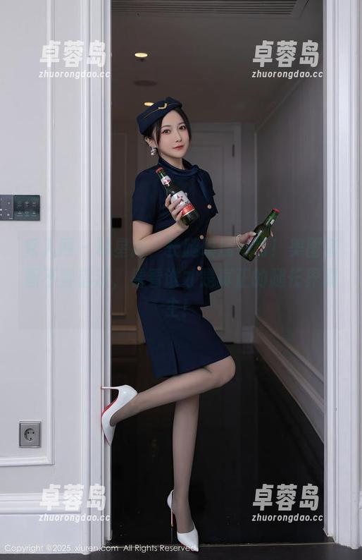 秀人网 - 林星阑，长腿碾压一切！美图套图不容错过，看看谁才是真正的腿长界霸主！-卓蓉岛
