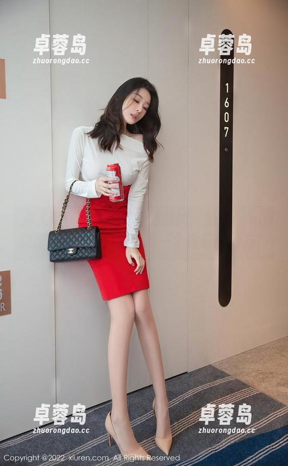 秀人网 - 牛仔裤的奇妙冒险:涵涵Luna美图合集,让你爱上每一个磨破的地方!-卓蓉岛 秀人网 - 牛仔裤的奇妙冒险:涵涵Luna美图合集,让你爱上每一个磨破的地方!-卓蓉岛