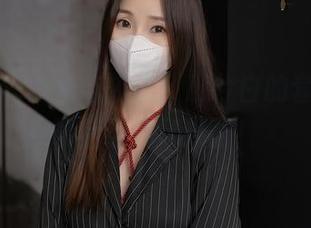 秀人网 - 白丝与阳光：田兮白的套图，下载后让清风拂面！