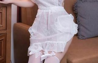 秀人网 - 白茹雪的少女作品，像窗外的阳光，温柔又懒散。