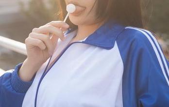户外校服，糖果果Candy来了！观看合集让你爱上撒娇的姿态！