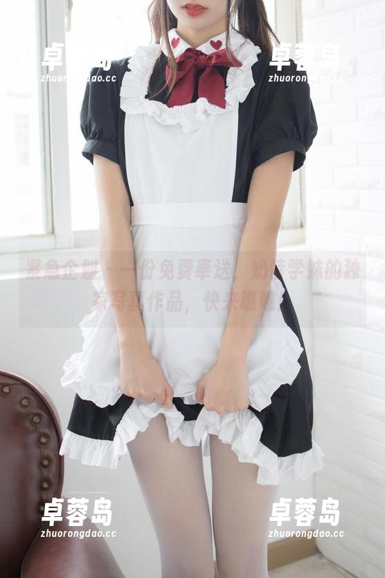 紧急企划 - 一份免费奉送，奶昔学妹的独家写真作品，快来瞧瞧！-卓蓉岛