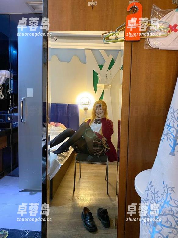 遇见学妹，原图见证芋圆侑子的日常魅力！-卓蓉岛
