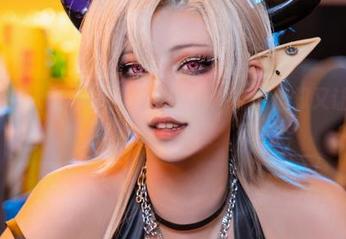 菌烨tako的水手服观看合集：低调但却又让人想多看几遍