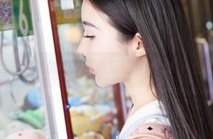蜜桃社 - 当李颖诗的图包更新警报响起：女神的魔力又来了