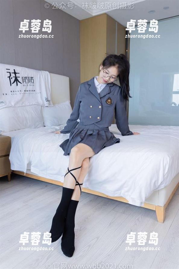 袜啵啵 - 雪糕的黑丝与脚尖微加固,原图、套图调动了我的想象力,真有趣哦!-卓蓉岛 袜啵啵 - 雪糕的黑丝与脚尖微加固,原图、套图调动了我的想象力,真有趣哦!-卓蓉岛